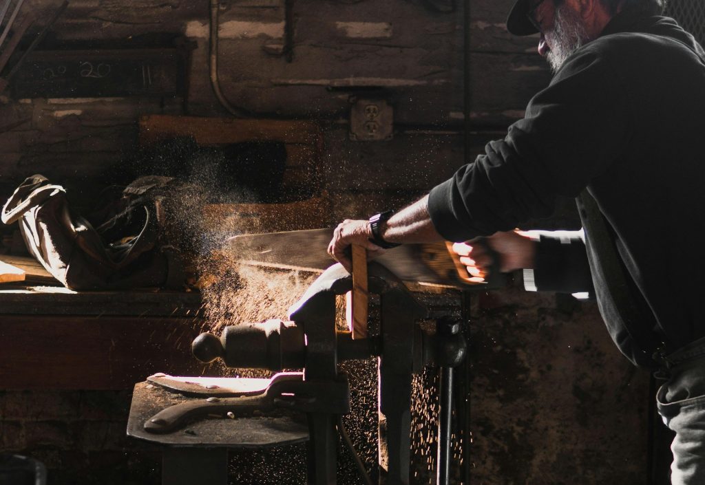 Why are wooden bowls considered a classic in woodworking?